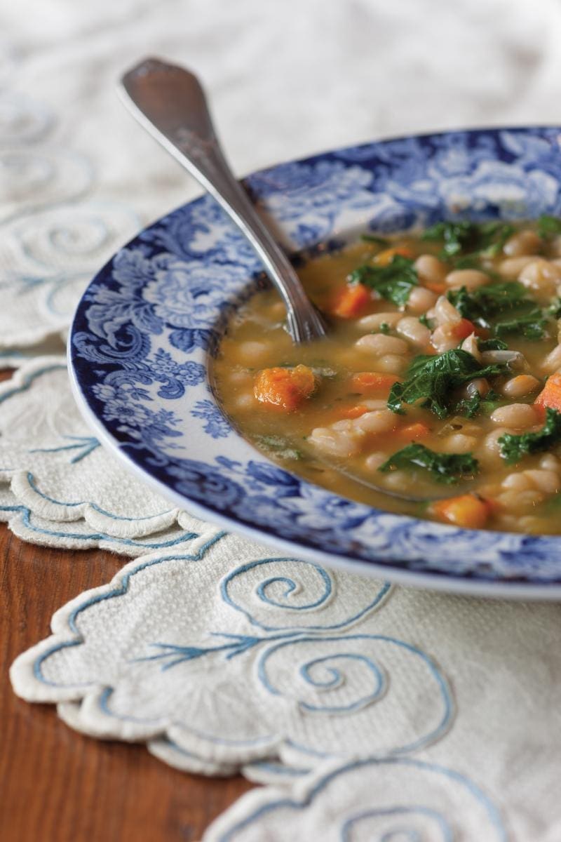 White Bean Soup with Kale Recipe High in Lutein and Zeaxanthin White bean soup with kale recipe high in lutein and zeaxanthin